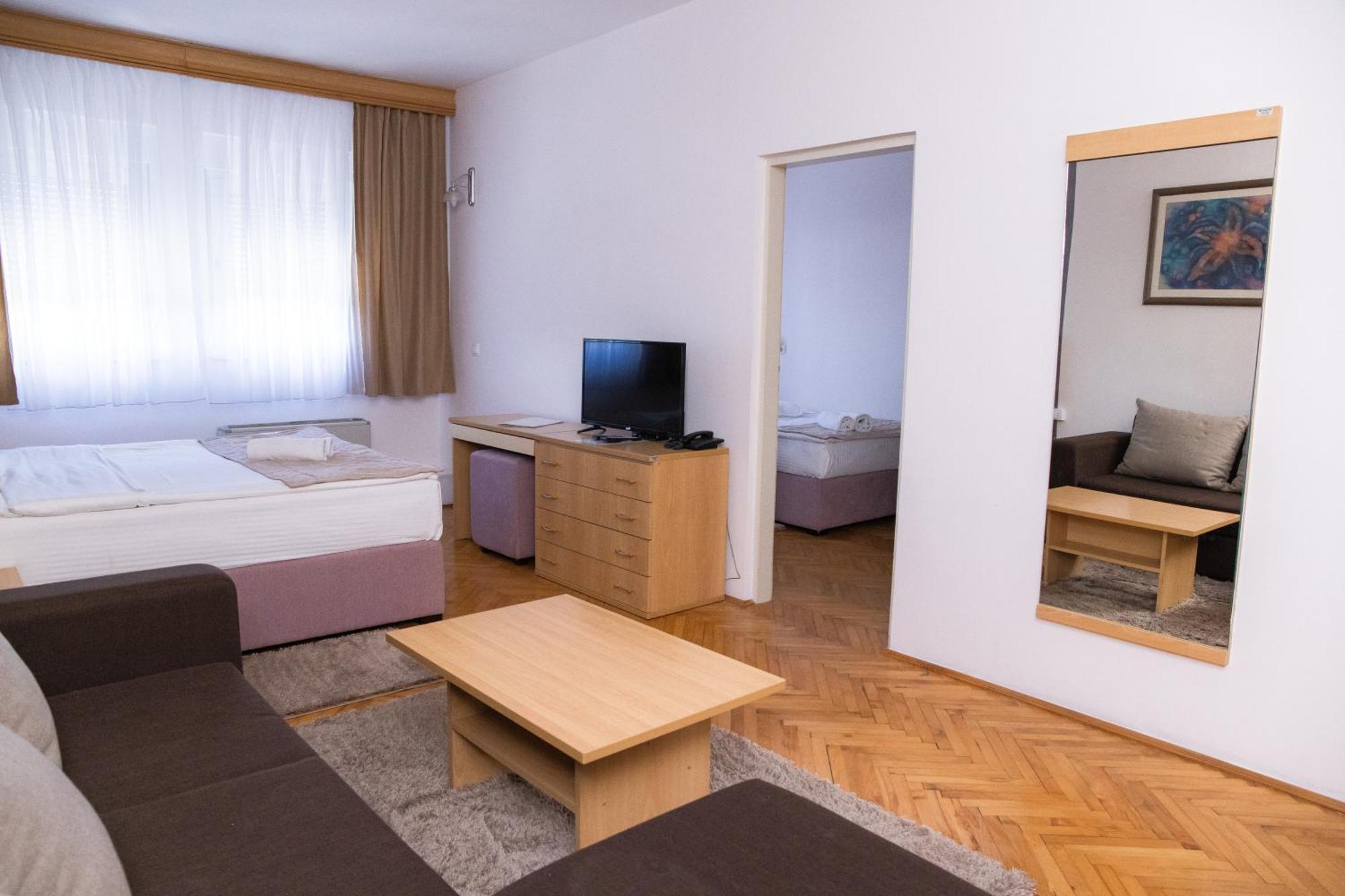 Motel New Sanatron Bosanski Novi Exterior photo