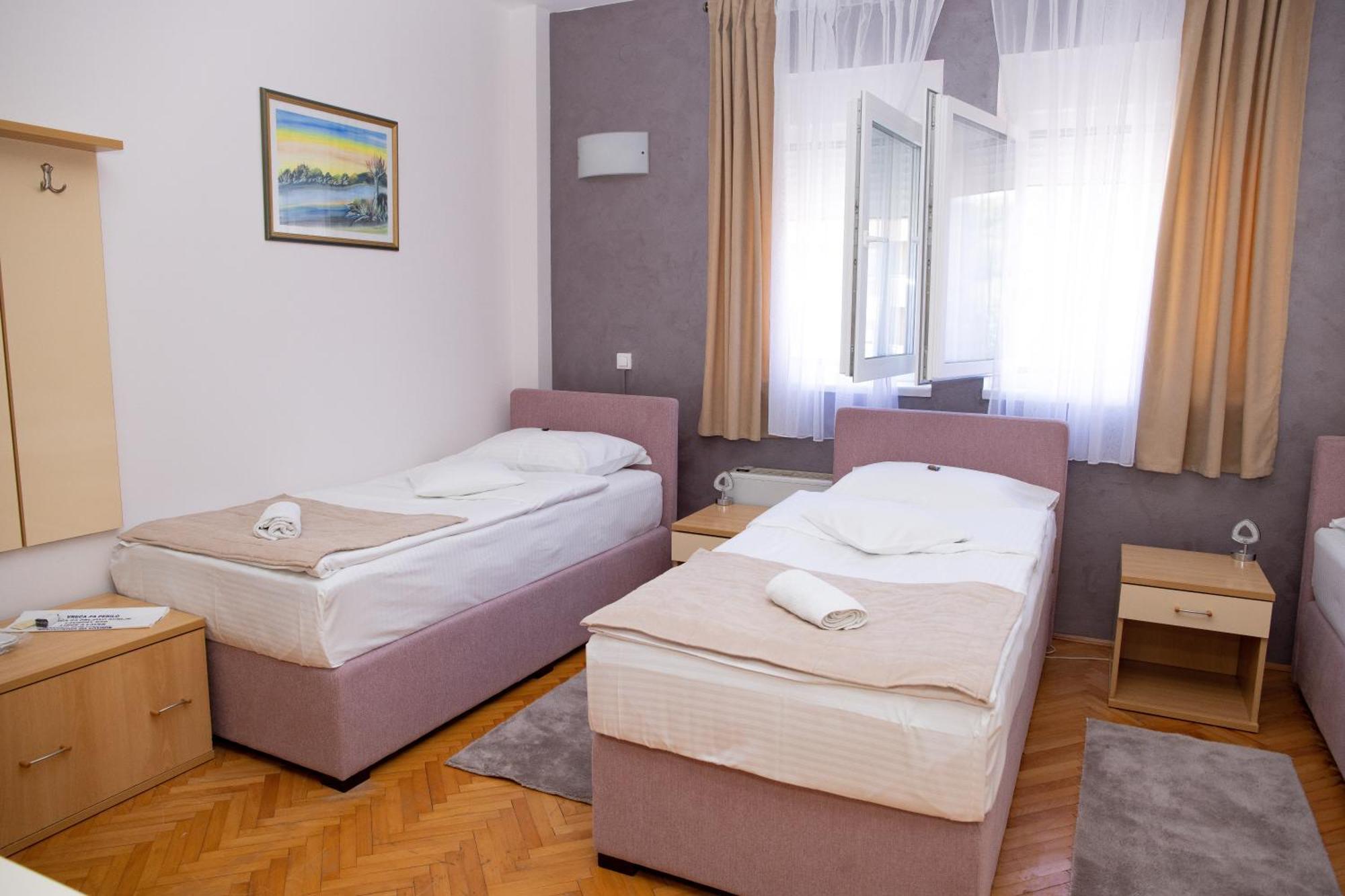 Motel New Sanatron Bosanski Novi Exterior photo