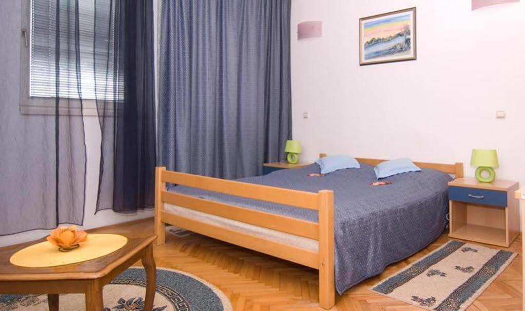 Motel New Sanatron Bosanski Novi Exterior photo